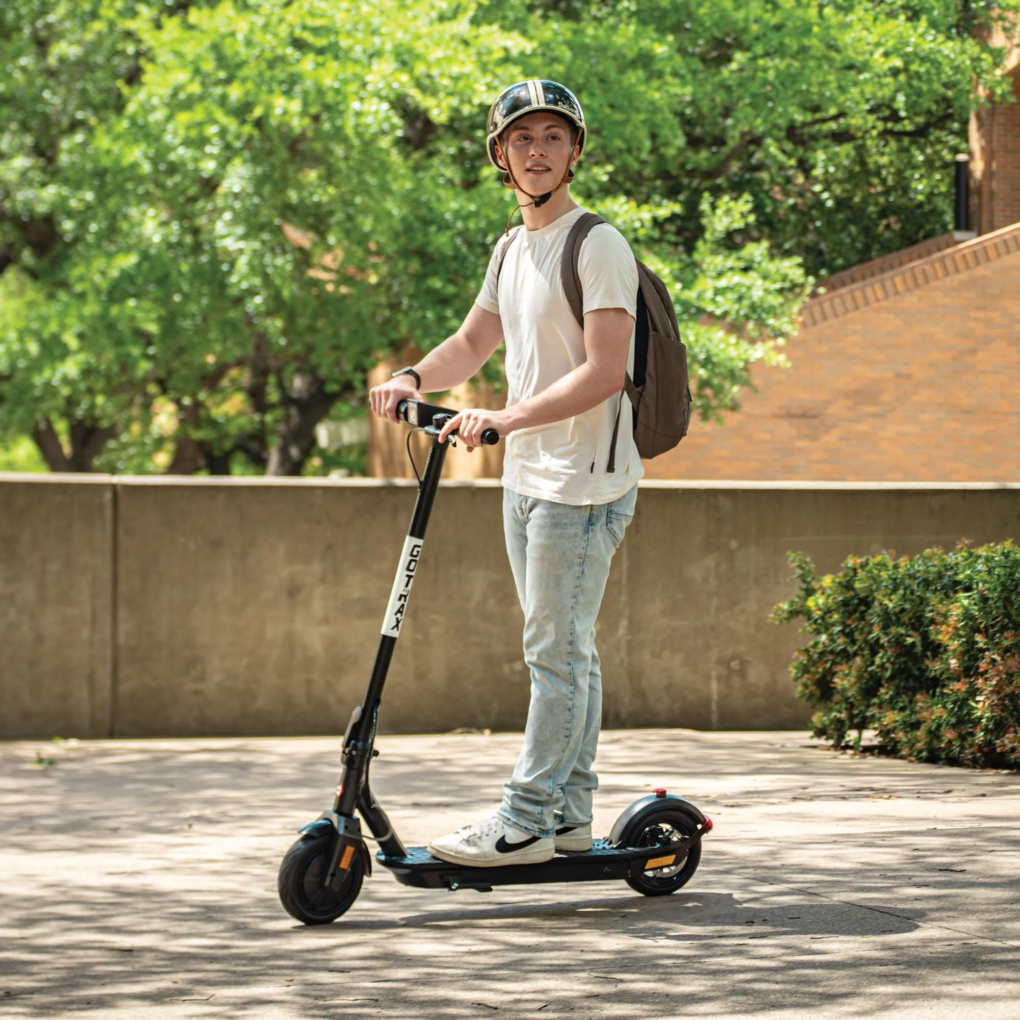 Fusion Electric Scooter - Image 2
