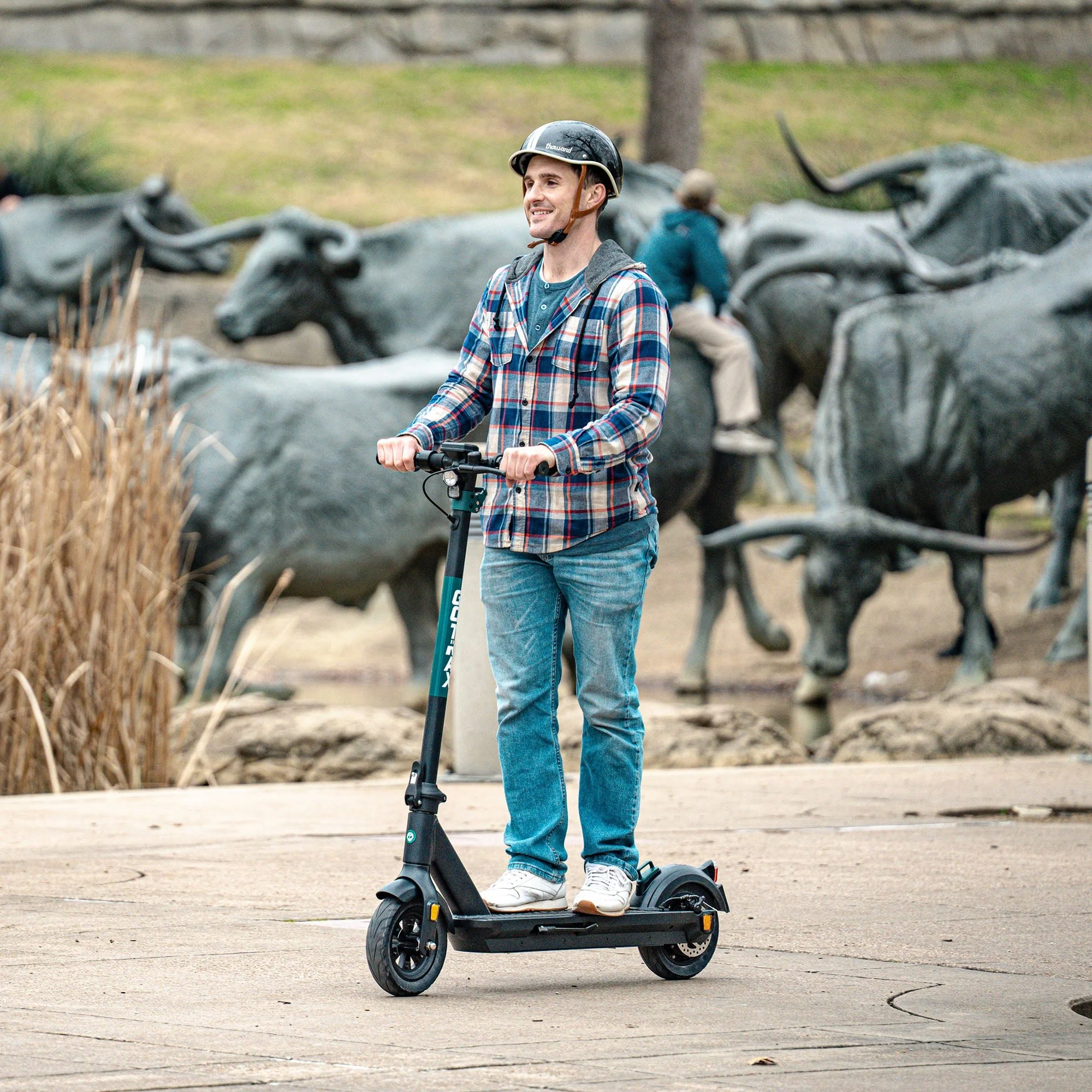 GMAX Electric Scooter - Image 12