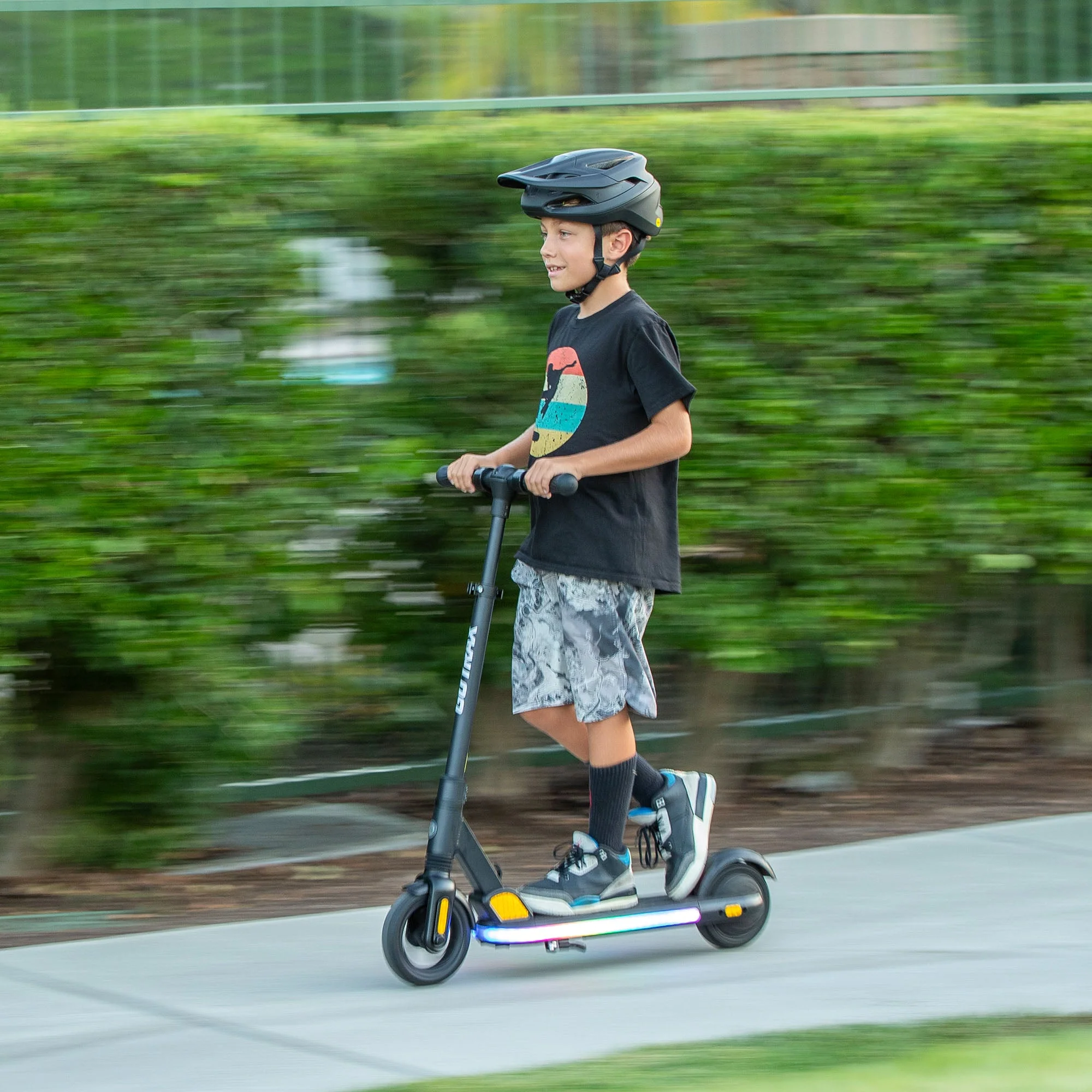Gotrax Xoom Plus Kids Electric Scooter - Image 4