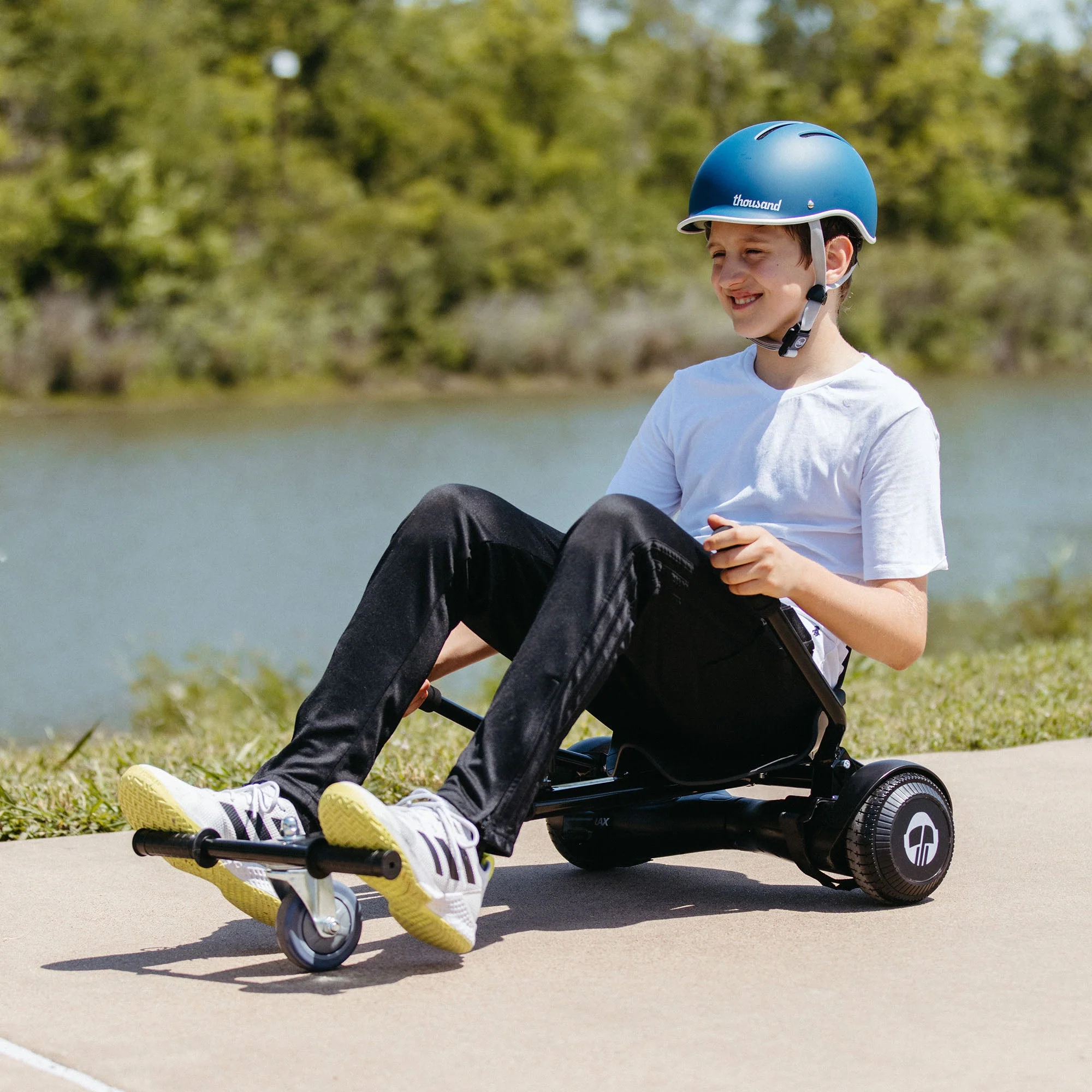 Hover Kart with Rear Shock Absorption - Image 2