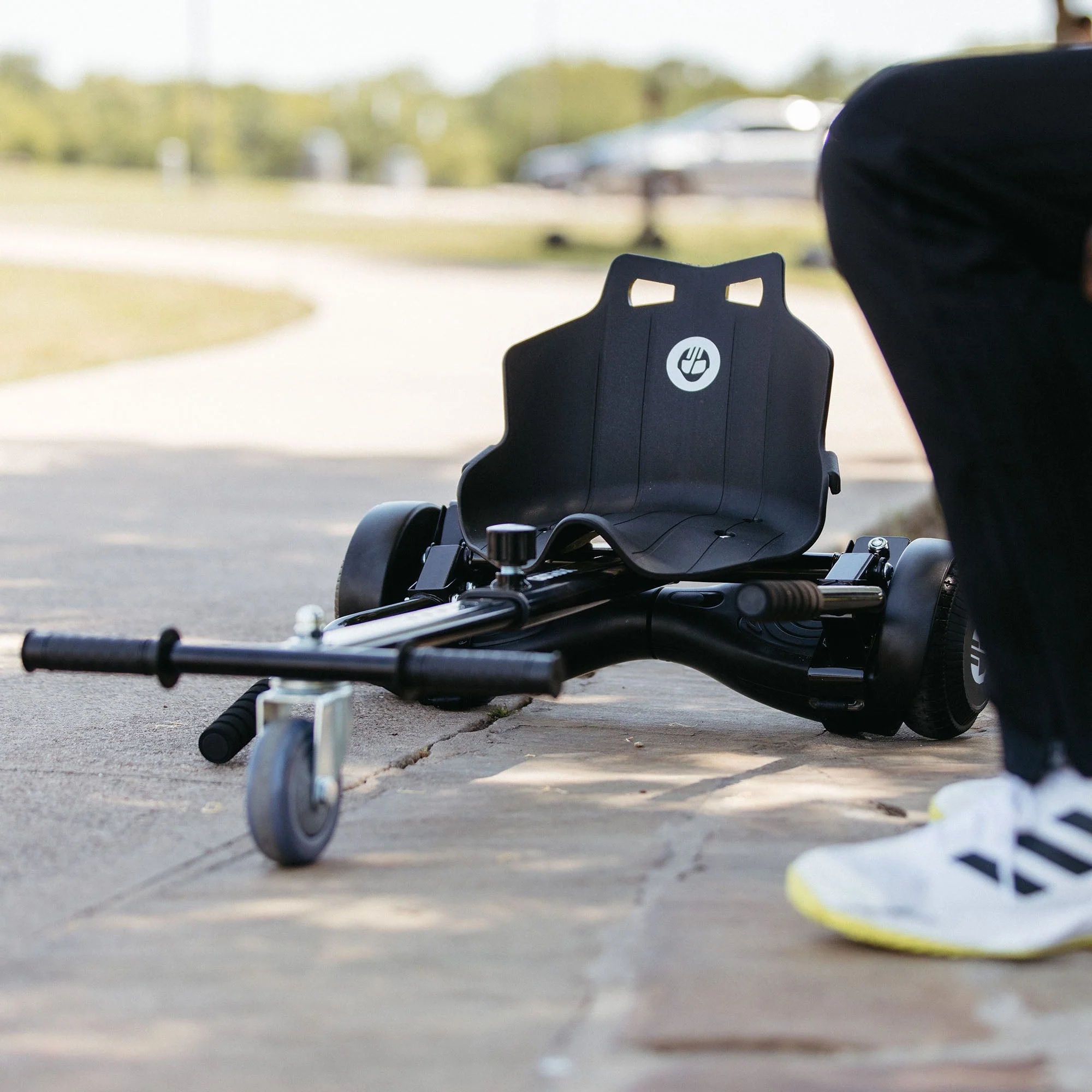 Hover Kart with Rear Shock Absorption - Image 5